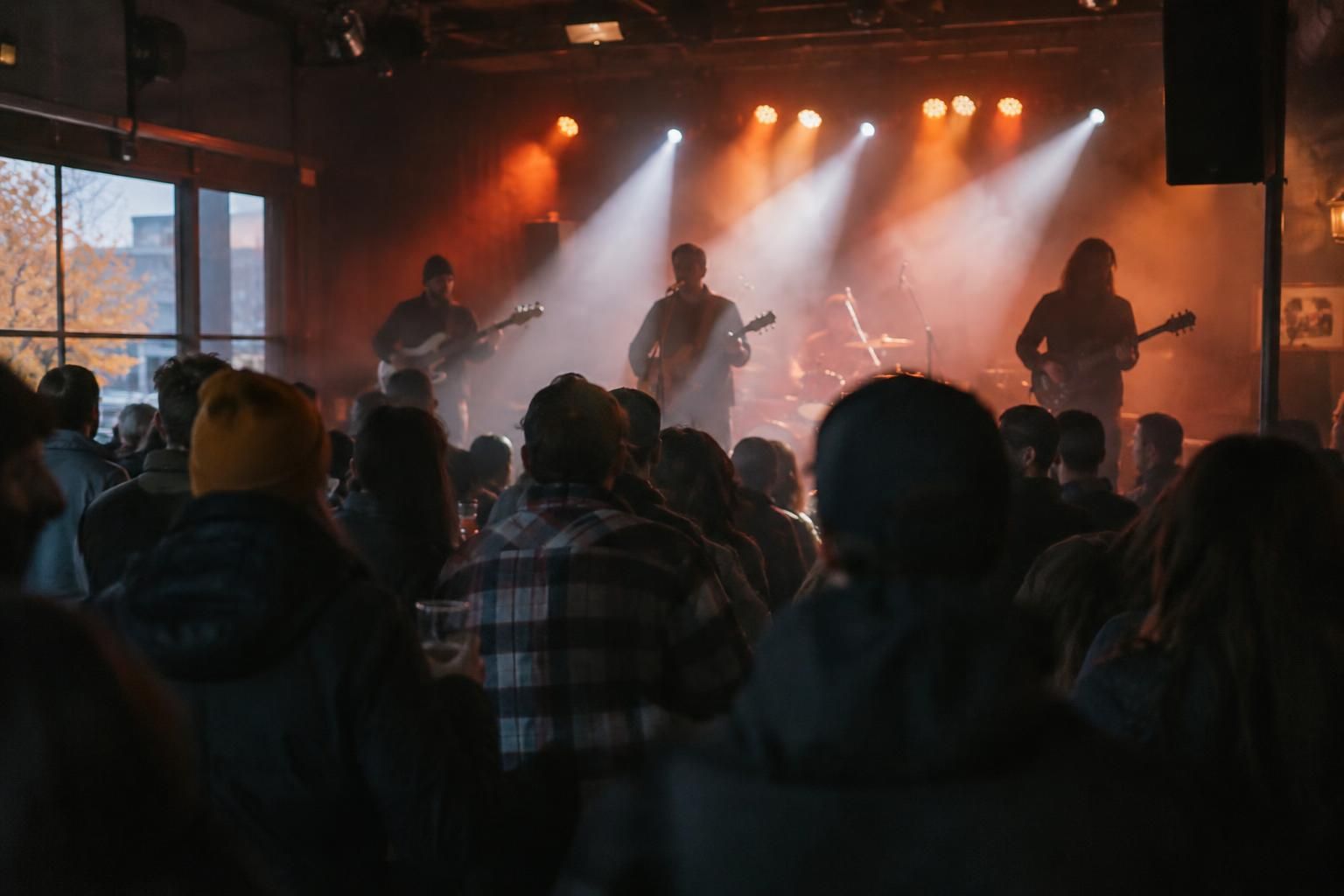 Live Music nayana 9:00 PM - 1:00 AM at Heart & Crown Barrhaven