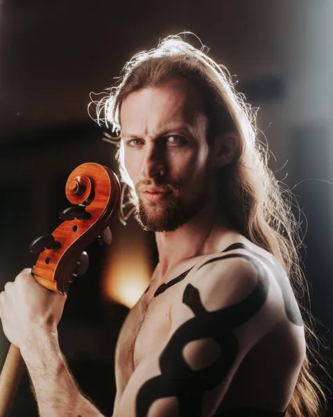 Raphael Weinroth-Browne
