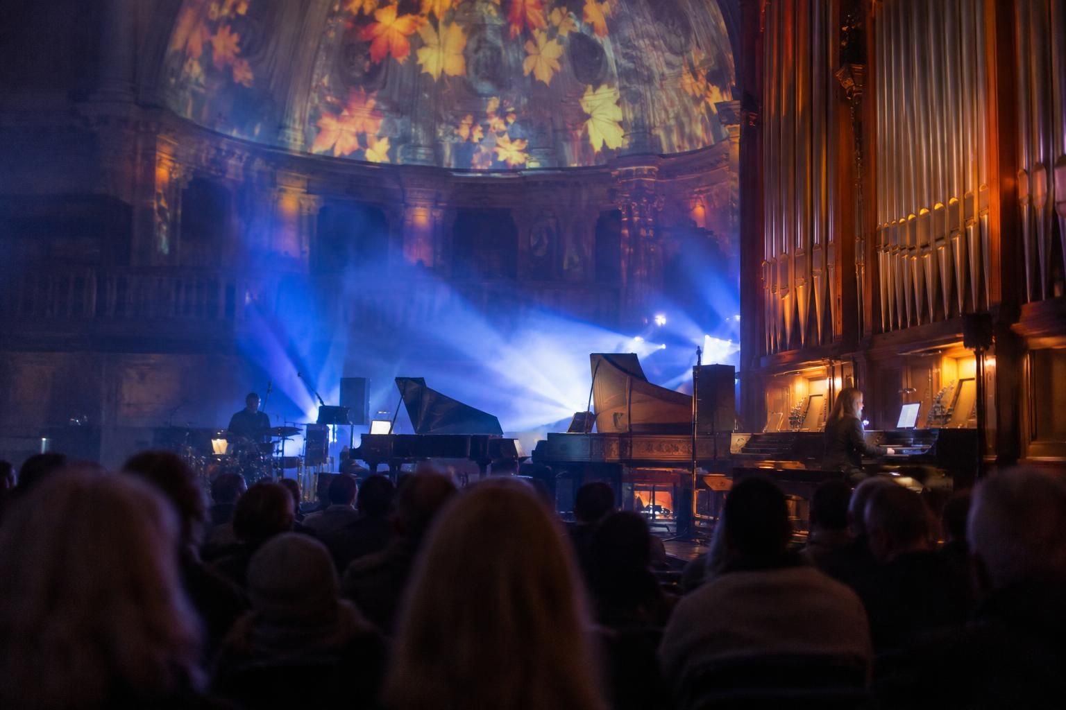Pipes & Projections