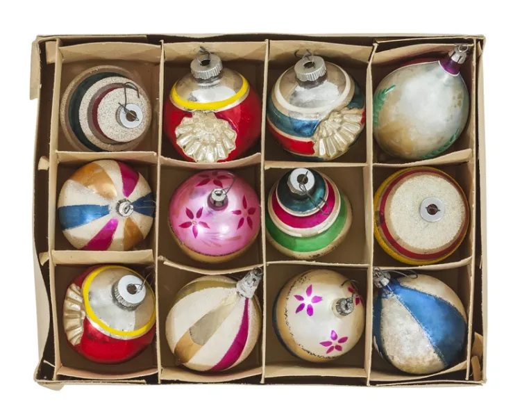 Atelier de peinture créative - Créations de boules de Noël